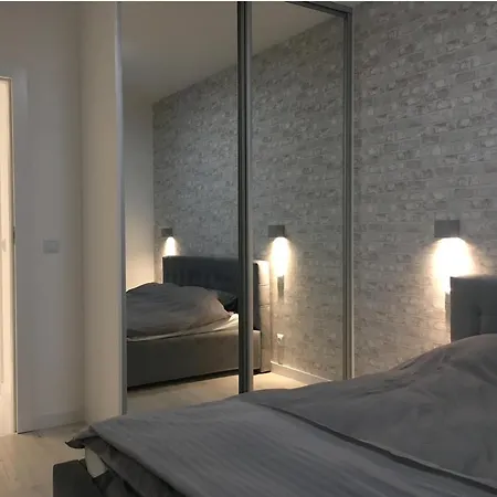 Floating Powstancow Appartement *